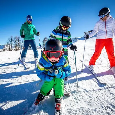 ゲストハウス Grafengut ラートシュタット